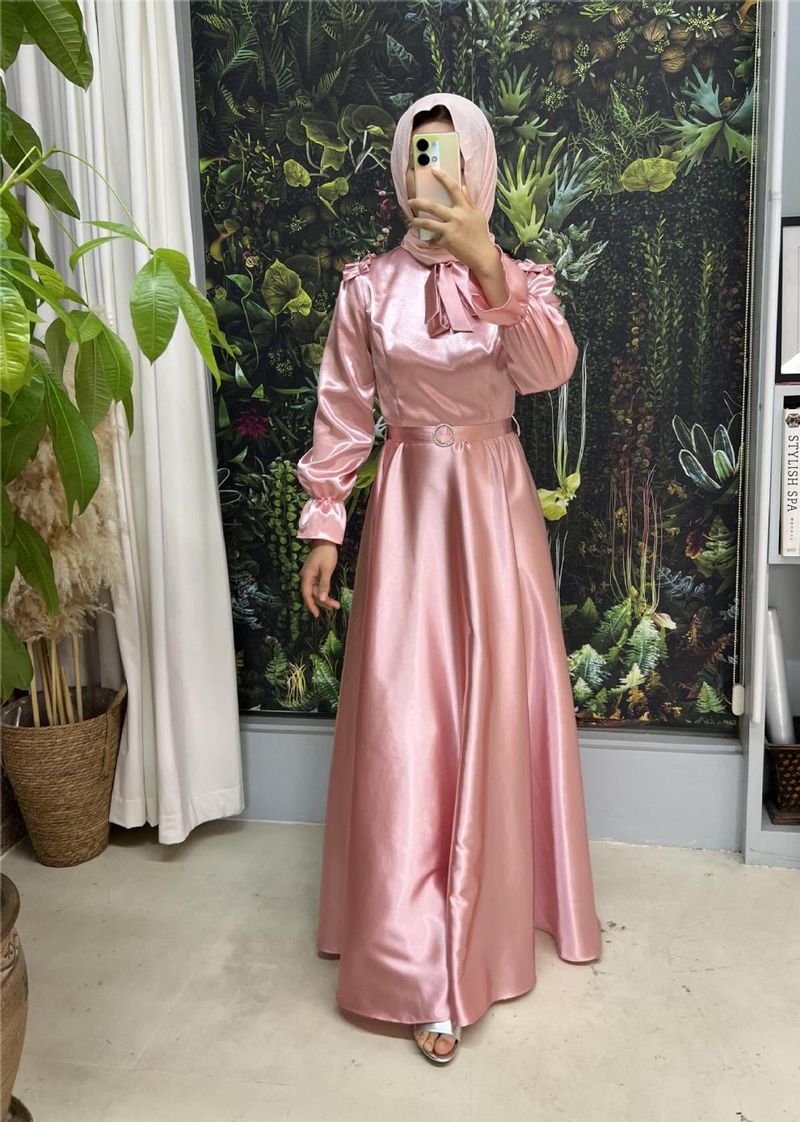 Abbigliamento donna Medio Oriente Musulmano Arabo Emirati Arabi Uniti Dubai Moda donna Abito a maniche lunghe_voghion.com