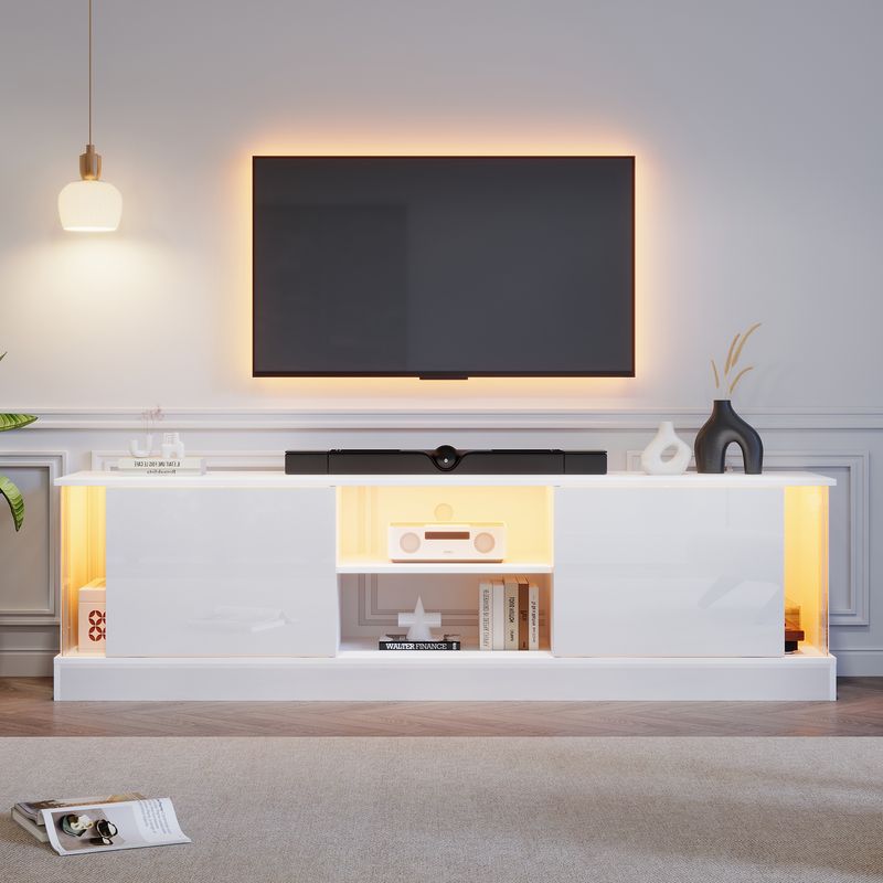 Meuble TV blanc brillant pour téléviseurs jusqu'à 70 pouces, console multimédia sur pied avec éclairage LED, centre de divertissement pour salon_voghion.com
