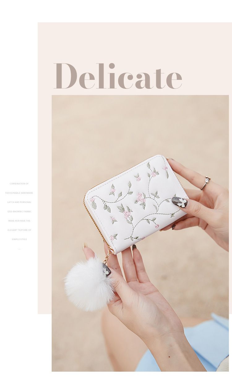 Bestickte Geldbörse im Vintage-Stil mit Pompom-Anhänger – Kurze Geldbörse mit mehreren Kartenfächern, süße Akkordeon-Handtasche für Mädchen_voghion.com