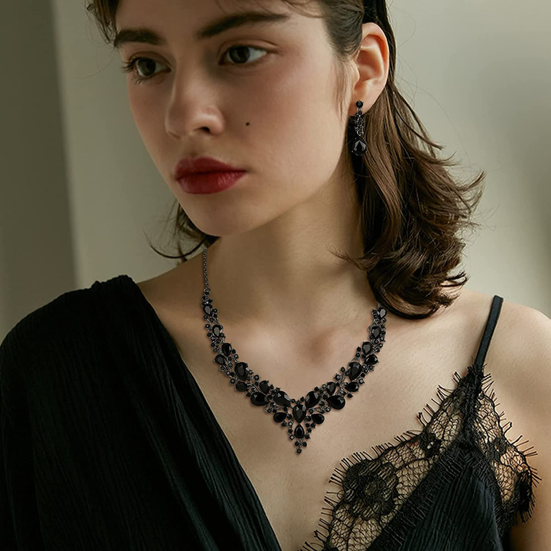 Set di orecchini con collana di cristalli di strass da sposa, accessori per costumi da ballo da donna_voghion.com