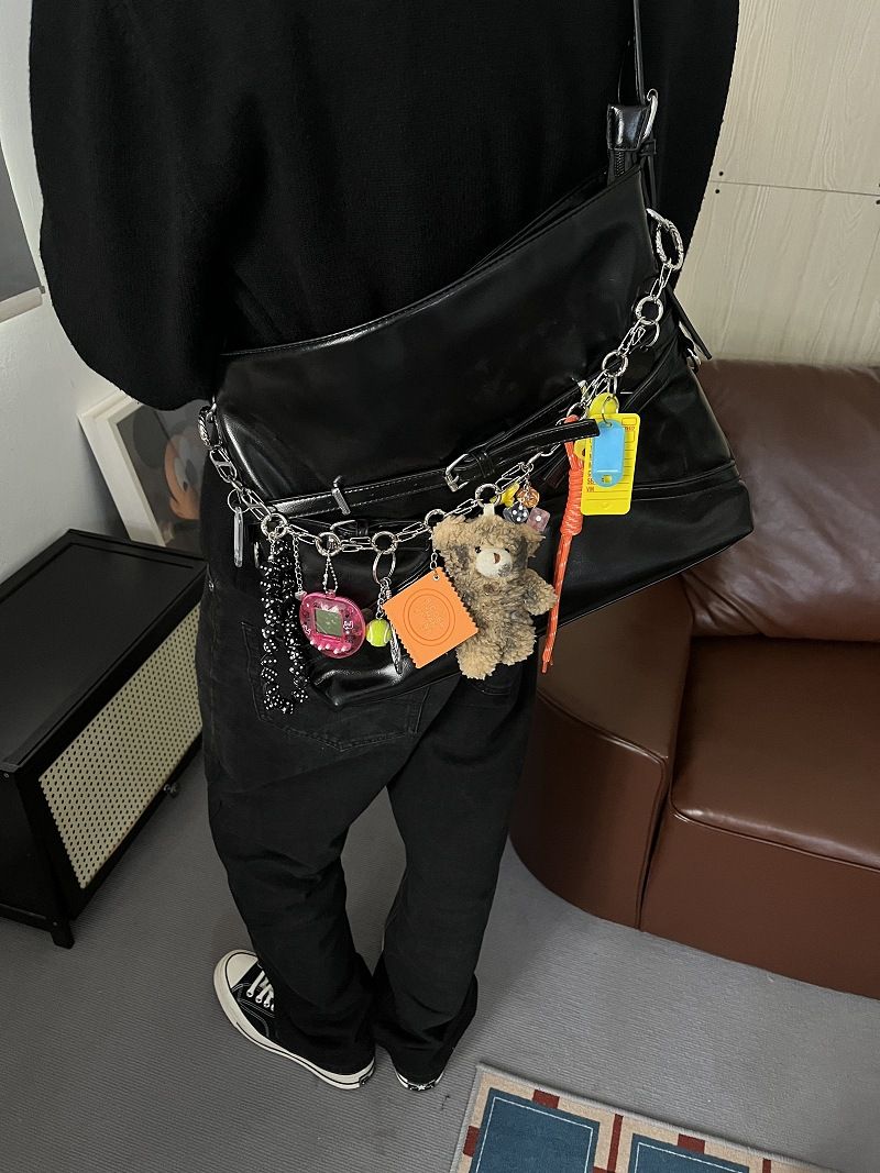 Original Multi Element Long And Complex Bear Bag Chain Bag Pendant Niche High End Bag Pendant Cross Border E Commerce_voghion.com