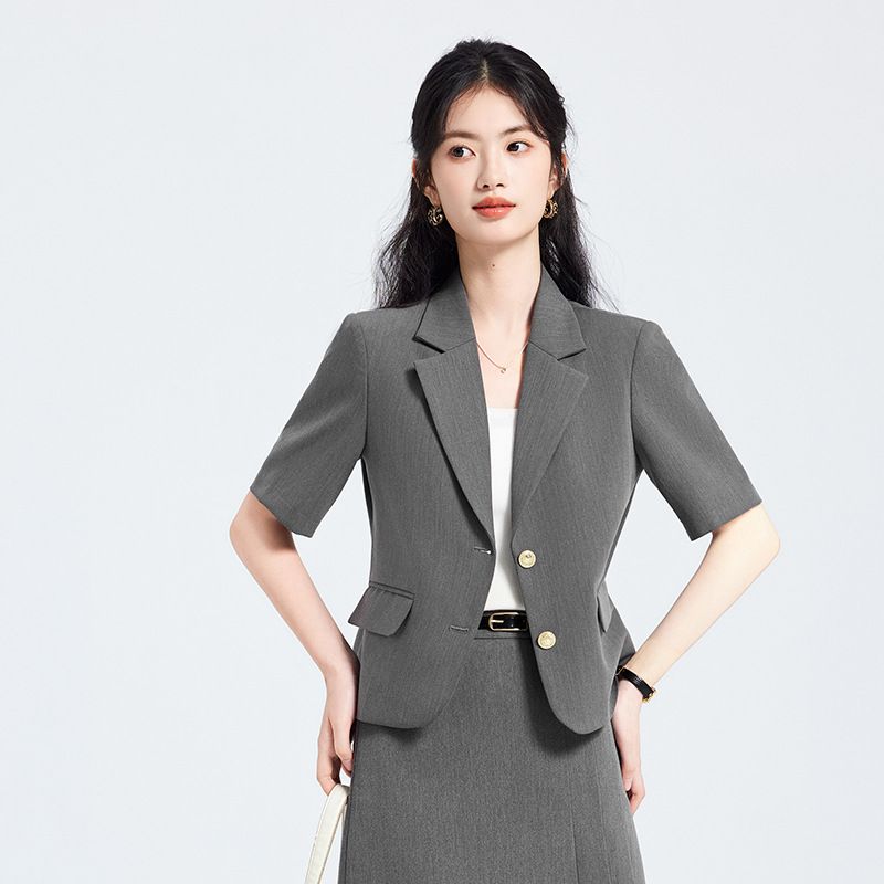 Apricotfarbenes Anzugset für Damen im Frühjahr und Sommer 2025, neuer Stil, kleine Statur, fähiges Temperament,_voghion.com