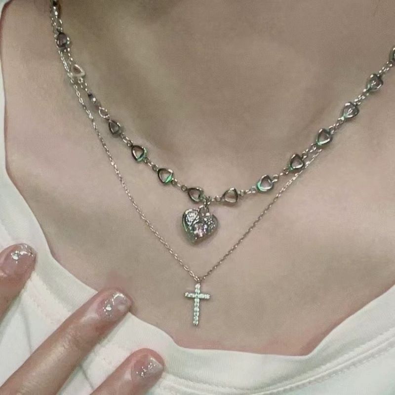 Atmospheric Double Layer Pink Inlaid Heart Necklace Short Sparkling Diamond Choker 2024 New Clavicle Chain Cute_voghion.com