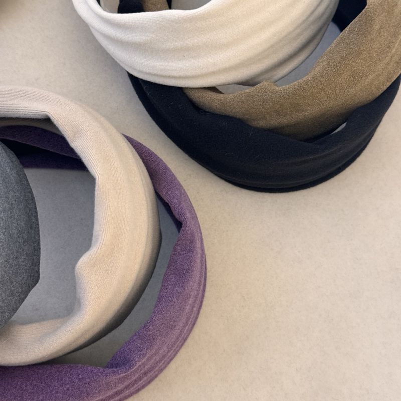 Fascia per capelli in velluto viola larga per donna, fermaglio per il lavaggio del viso a corona alta per autunno e inverno, design di nicchia, morbida fascia per capelli lavorata a maglia_voghion.com