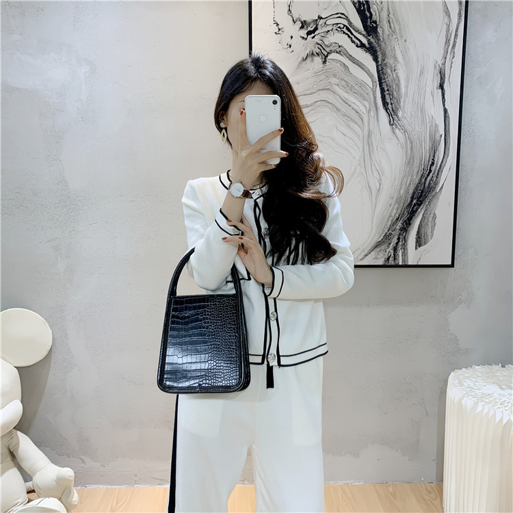 Women's fashion professional suit age-reducing temperament knit cardigan style wide leg pants two-piece set_voghion.com