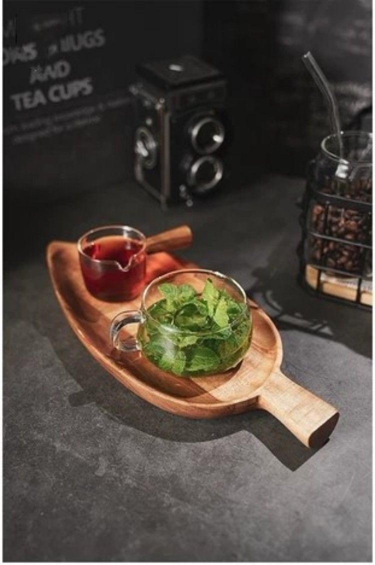 Acacia Wood Leaf-Shaped Serving Tray – Elegant Tea Party Platter For Sushi Snacks & Desserts (Stylish Wooden Display Board Handcrafted)_voghion.com