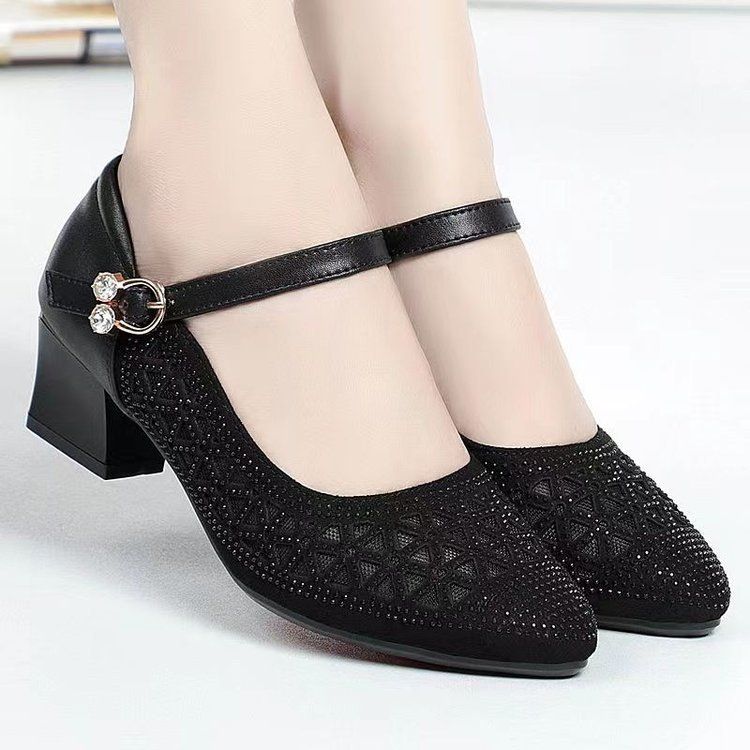 Mesh-Sandalen Hohl Atmungsaktive Einzelschuhe Niedriger Absatz Tanzschuhe Damenschuhe Mode Mutter Dicker Absatz Sandalen_voghion.com