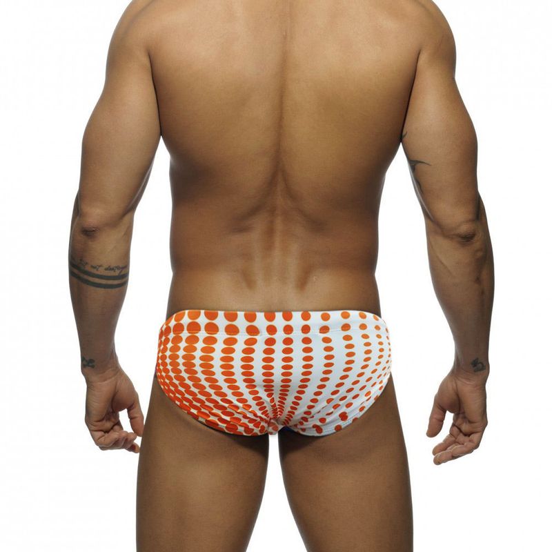 UXH Herren-Badehose mit Farbverlauf und Punkten, Dreieck-Design, mit Körbchen, modische Anti-Belichtungs-Badehose für Männer_voghion.com