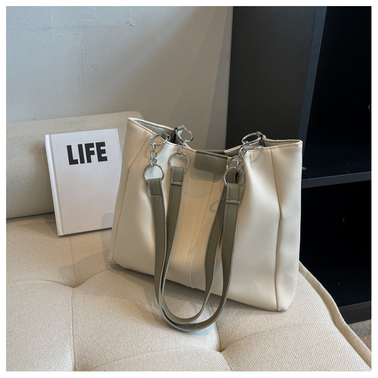 Borsa tote estiva alla moda 2023 da donna di grande capacità per studenti universitari, borsa da pendolare con una spalla, shopping_voghion.com