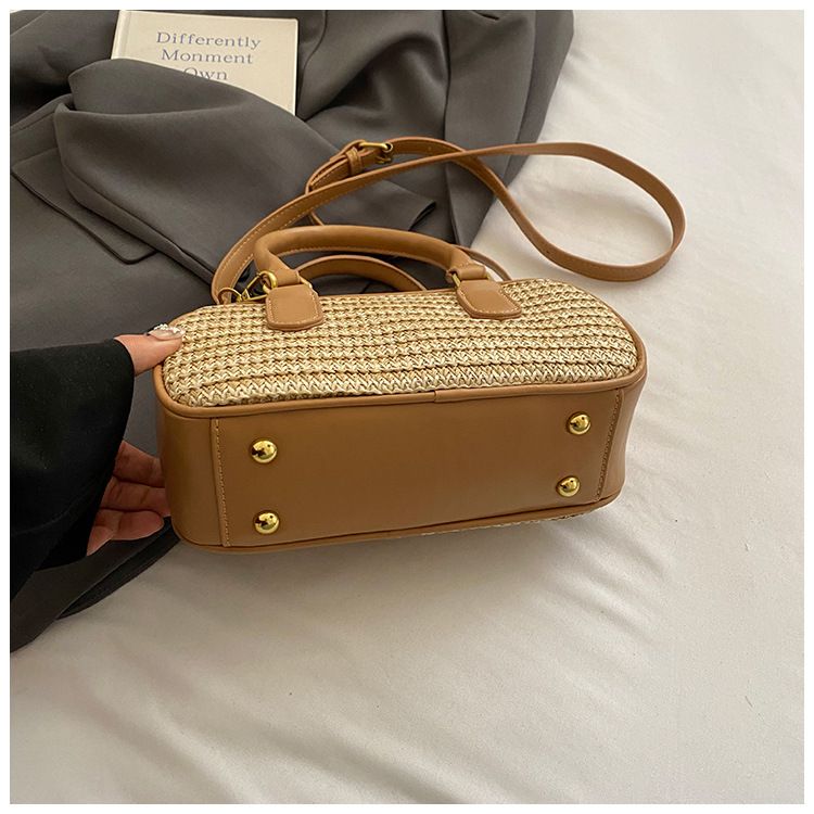 Borsa da donna in paglia intrecciata, piccola, quadrata, borsa a cuscino Boston, borsa a mano con colori a contrasto, borsa a tracolla_voghion.com