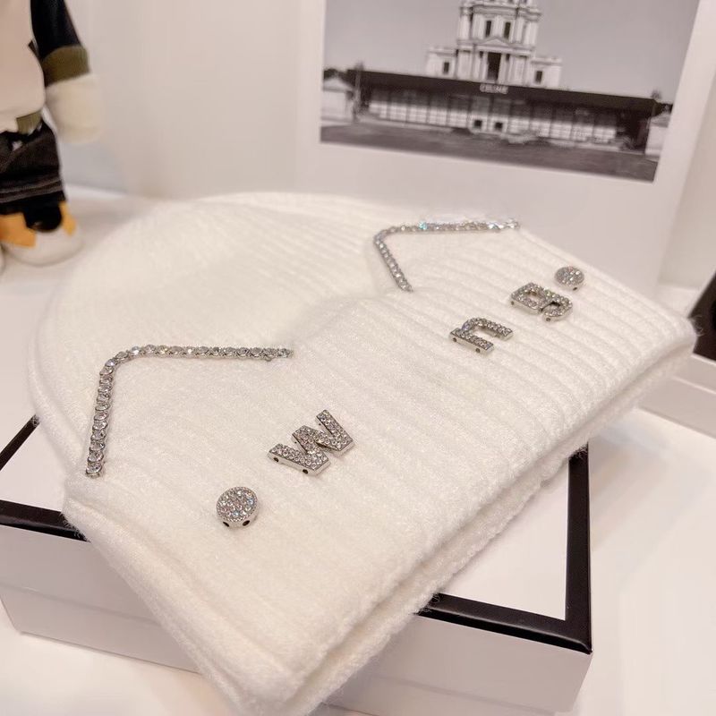 Cappello lavorato a maglia con alfabeto e orecchie di gatto carine da donna, autunno e inverno_voghion.com
