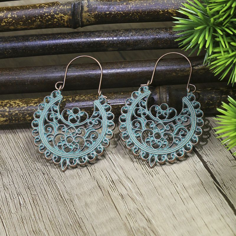 Ouerréng am ethnesche Stil am Retro-Geometresche Quasten-Stil fir Fraen, méi Stéck Antiklegierung, iwwerdriwwe Ouerschmuck_voghion.com
