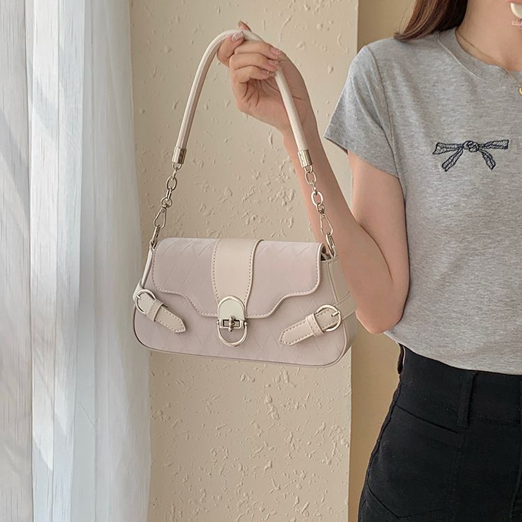 Melard im neuen Stil für Damen mit Metallverschluss und Klappdeckel für Mädchen, die viel unterwegs sind, um die Schulter oder den Körper zu heben_voghion.com