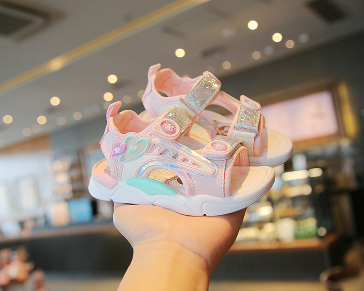Sandali principessa 2023 Estate nuove bambine da spiaggia scuola media suola morbida bambino cartone animato netto scarpe rosse_voghion.com