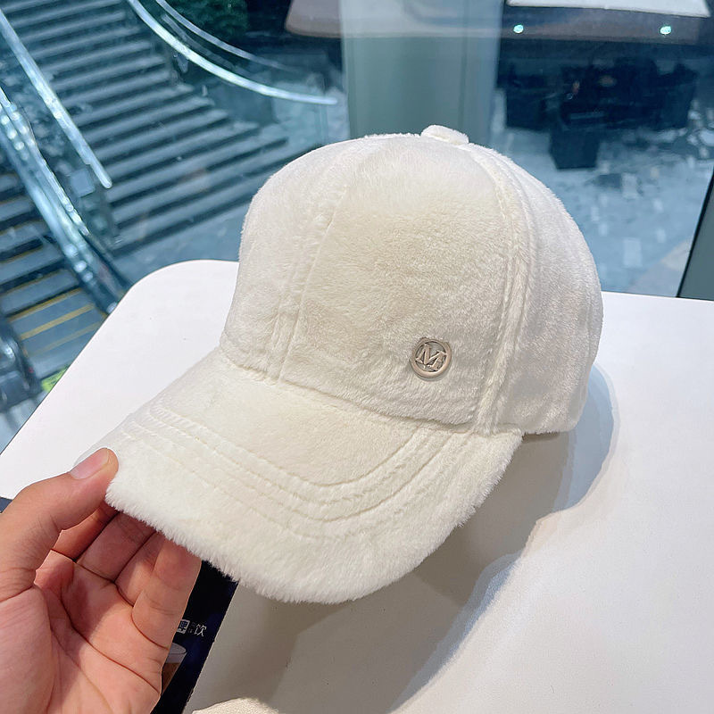 2023 Korean Edition New M-Letter Versatile Baseball Hat Autumn and Winter Thickened and Warm Rabbit Hair Mink Duck Tongue Hat Children_voghion.com