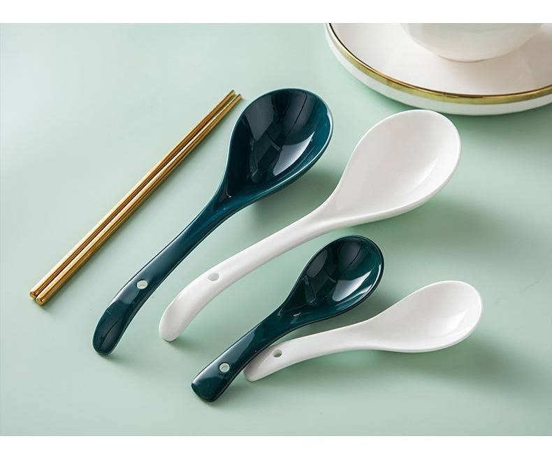 Juego de cuencos de cerámica minimalistas nórdicos para la cena: elegantes detalles dorados, blanco puro y verde, de 11,4 y 18 cm, perfectos para el hogar y para regalar._voghion.com