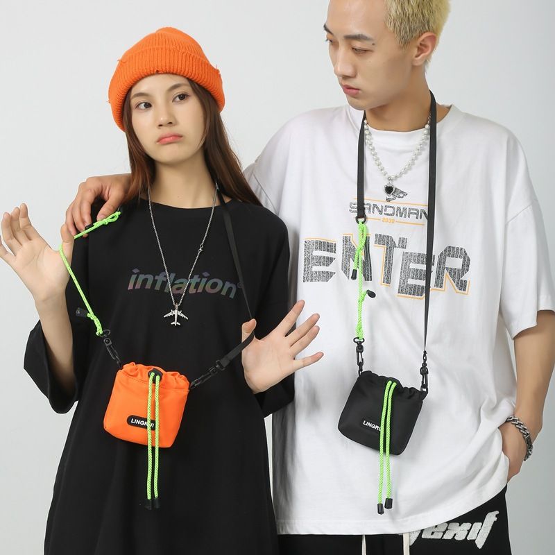 Top Influencer Gleichen Stil Crossbody INS Trend Neue Münze Kopfhörer Nette Mini Kleine Tasche Trendy Marke_voghion.com