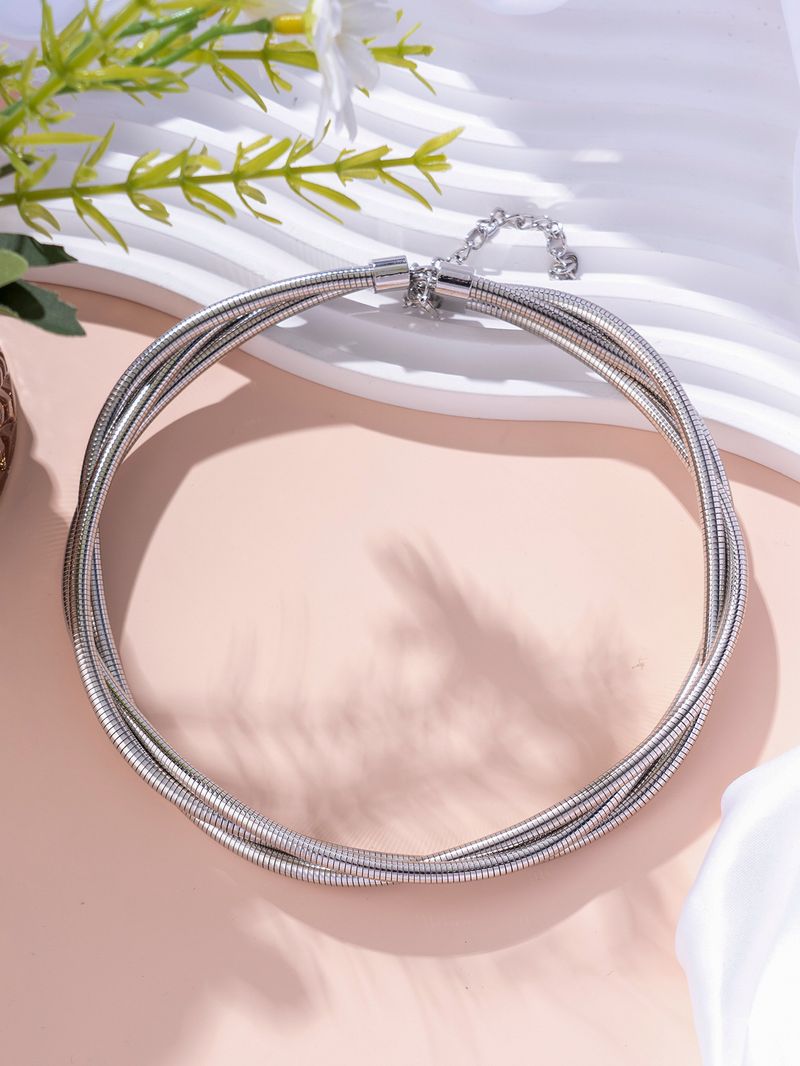 Collier minimaliste en os de serpent – Collier ras du cou élégant en métal superposé en forme de U pour femme, couleurs or/argent/mixtes_voghion.com