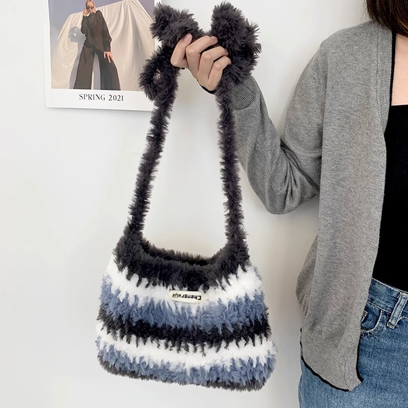 Designer autunno e inverno nuovo caldo cappello di lana carino femminile orecchie di gatto moda striscia cappello lavorato a maglia cappello pullover rosso netto_voghion.com
