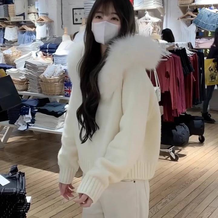 Women's Clothing style all match large fur collar hooded zipper lazy style sweater cardigan jacket autumn and winter high end knitted sweater top_voghion.com