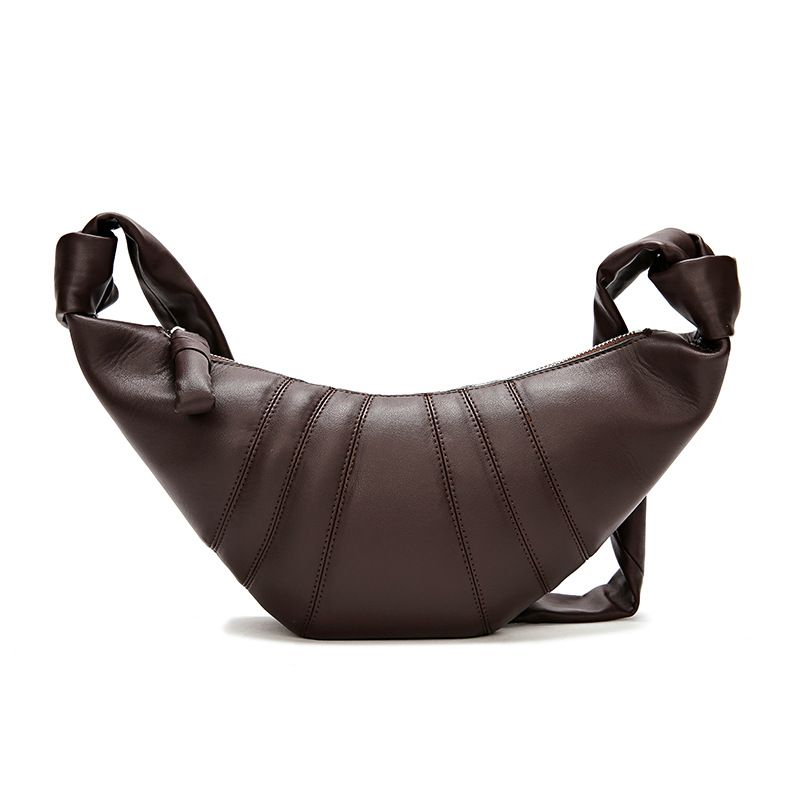 Strict selection of new niche Ke Song Niu Jiao Bao genuine leather underarm broadband chest dumpling single shoulder_voghion.com