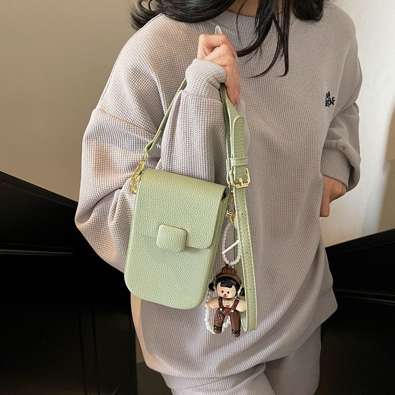 Niche Design Mini Phone For Women 2025 Summer New Fashion Textured Magnetic Buckle Shoulder Crossbody Bag_voghion.com