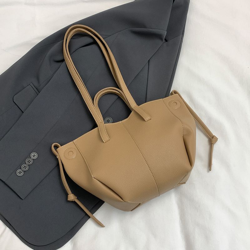 Niche Handheld Underarm For Women 2025 New Simple Wing Korean Style Trendy Large Capacity Tote Bag_voghion.com