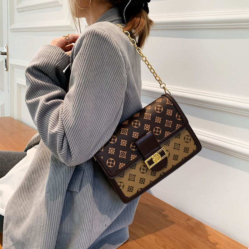 Borsa femminile 2023 nuova borsa a tracolla singola tracolla femminile borsa a tracolla moda retrò presbyched catena senso senior piccola borsa quadrata_voghion.com