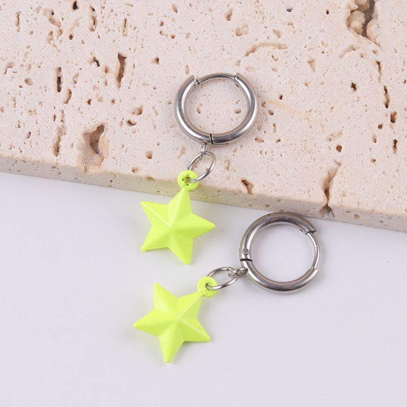 Orecchini pendenti colorati e divertenti a forma di stella a cinque punte, a forma di delfino, in metallo, per donne_voghion.com