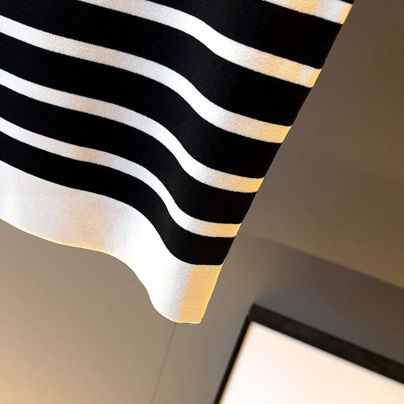 Europäische High-Version gestreifte gestrickte Camisole-Weste für Damen im Sommer Oberbekleidung Innenbekleidung mit einer Basis, Slim Fit und_voghion.com