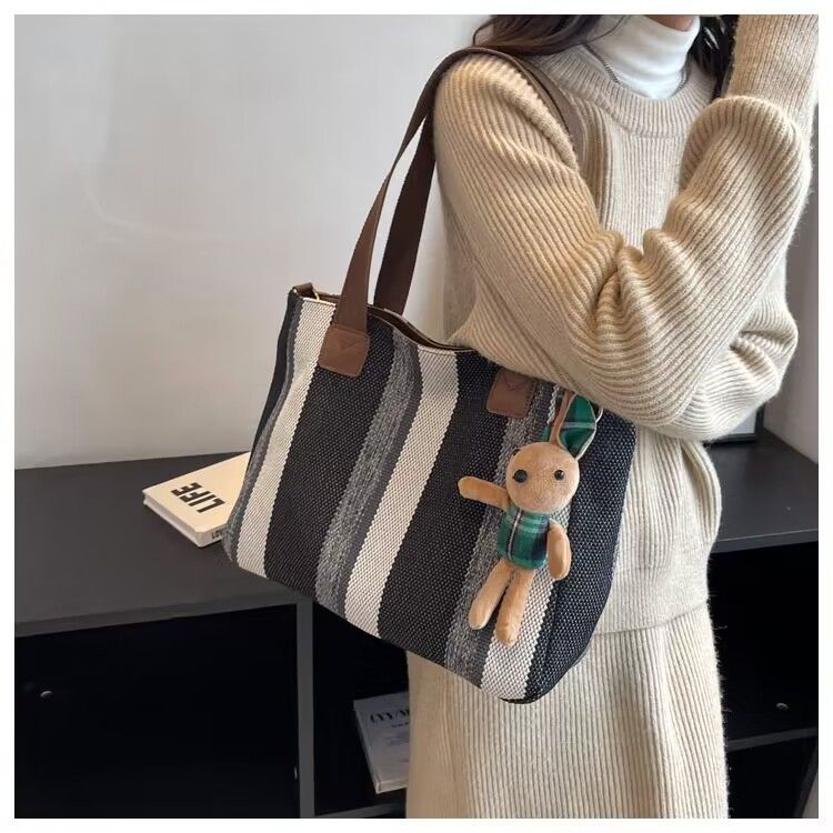 Neue trendige Umhängetasche, modische urbane Handtasche mit großer Kapazität und Canvas-Textur, einfache Pendler-Tragetasche_voghion.com