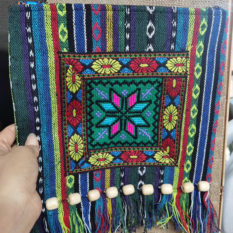 Yunnan Ethno-Stil Yi Dai Handgewebter Stoff Bestickte Umhängetasche Schultertasche Große Damentasche_voghion.com