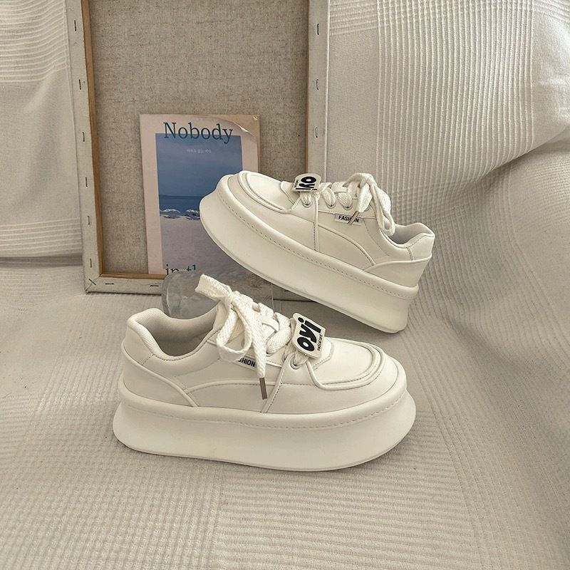 Scarpe da tavola popolari da donna Muffin con fondo spesso, bianche, piccole, 2025, nuove scarpe casual ad alta definizione per la primavera_voghion.com