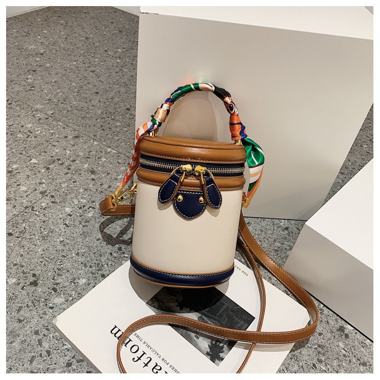 Eimer Tasche Damen Sommer 2024 neue Nischen Design Zylinder Tasche Handtasche Umhängetasche_voghion.com