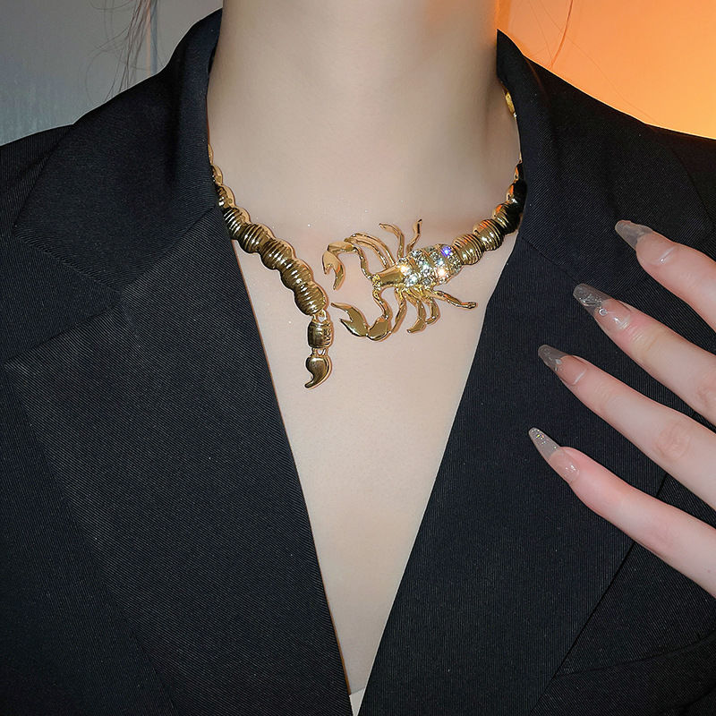 Perdėtas Diamond Open personalizuotas Choker Animal Scorpion dizaino apykaklės grandinėlė mažas pikantiškas mergaitės karoliai_voghion.com
