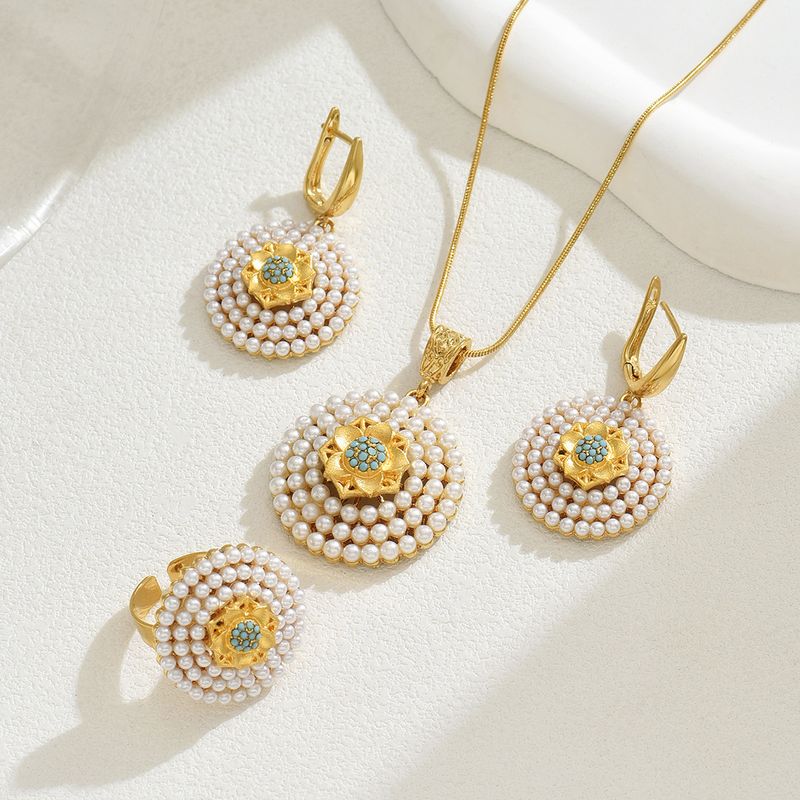 Schlichtes Schmuckset im geometrischen Stil mit eingelegter Perlenkette und Ring, Nischendesign, vielseitige Ohrringe für Damen_voghion.com