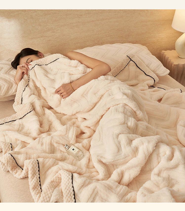2025 New Autumn Winter Taffeta Three-Layer Jacquard Thickened Warm Velvet Solid Color Throw Sofa Air Conditioning Blanket_voghion.com