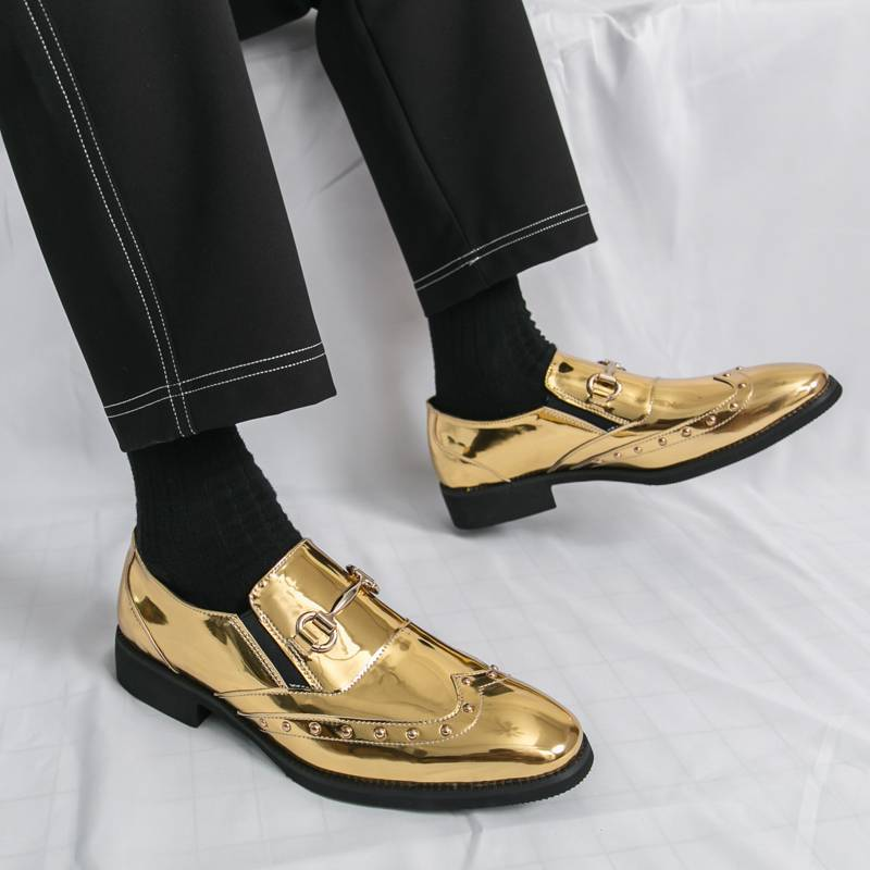 Nuevos zapatos de vestir de banquete de colores para hombre de negocios con punta puntiaguda, mocasines casuales, estilo coreano, zapatos de boda de estilo británico de moda._voghion.com