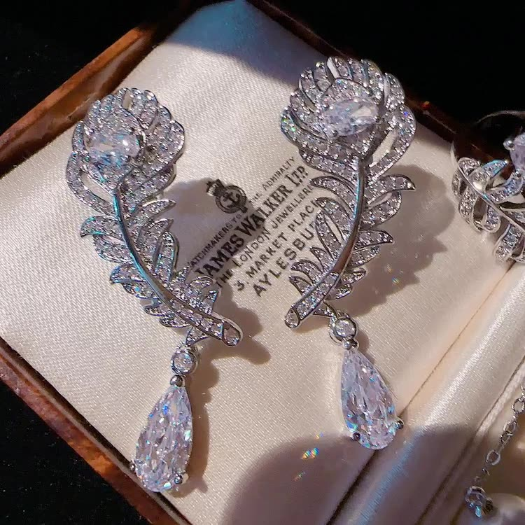Designer's Alloy Sweetheart Feather Water Drop Gem Bracelet Star River Shining Teardrop Feather Zircon Ring Set_voghion.com