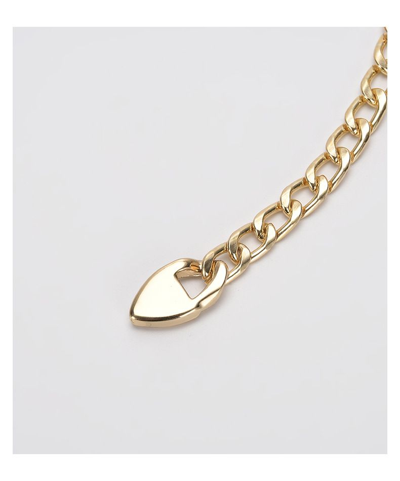 Nueva tendencia de moda: falda con cinturón fino de metal versátil con colgante de cristal y cintura de vestido._voghion.com