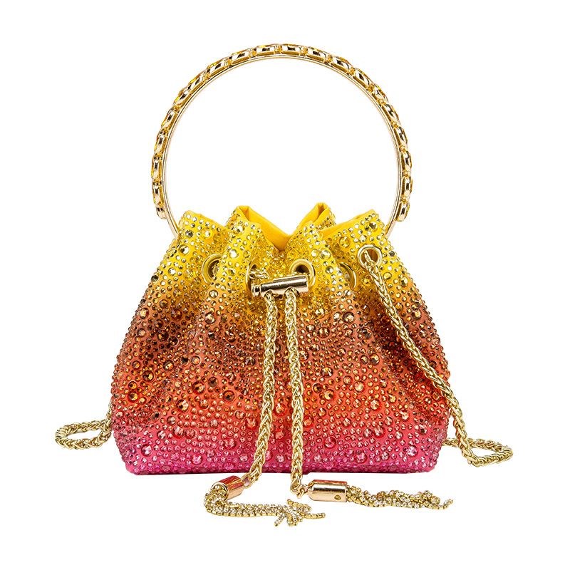 Damentaschen, Handtaschen, Diamant-Kristall-Beuteltaschen, Damentaschen mit Metallring, Damentaschen in Vulkansteinfarbe, Sprühfarbe_voghion.com