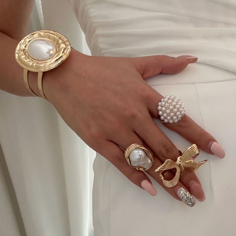 Europäisches und amerikanisches geometrisches Metall-Ring-Set mit Lava-Linien-Design, unregelmäßigem, glattem, offenem Ring, extravagant_voghion.com