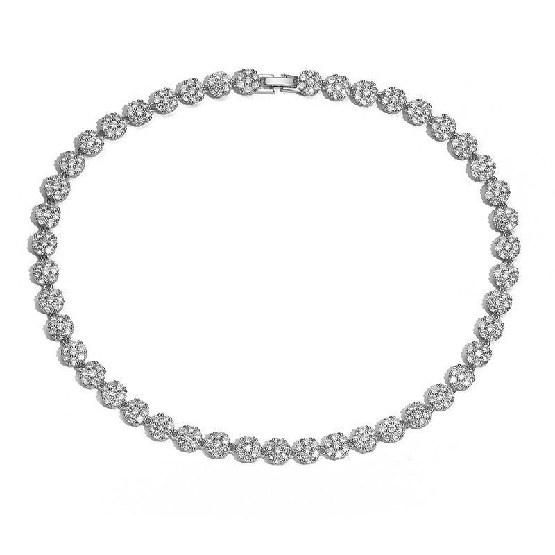 Set di gioielli da donna - Elegante collana con ciondolo floreale e bracciale con pietre di zirconia, pezzi alla moda da indossare tutti i giorni in oro e argento_voghion.com