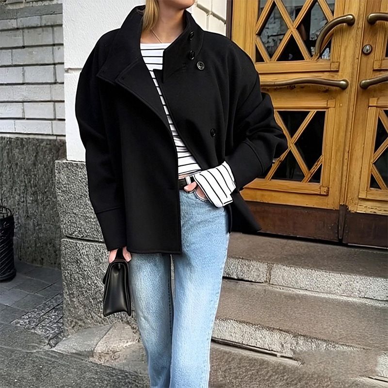 2025 Autumn And Winter Street Photography Fashion Stand Up Collar Woolen Coat Retro Long Sleeved Single Breasted Loose Jacket_voghion.com