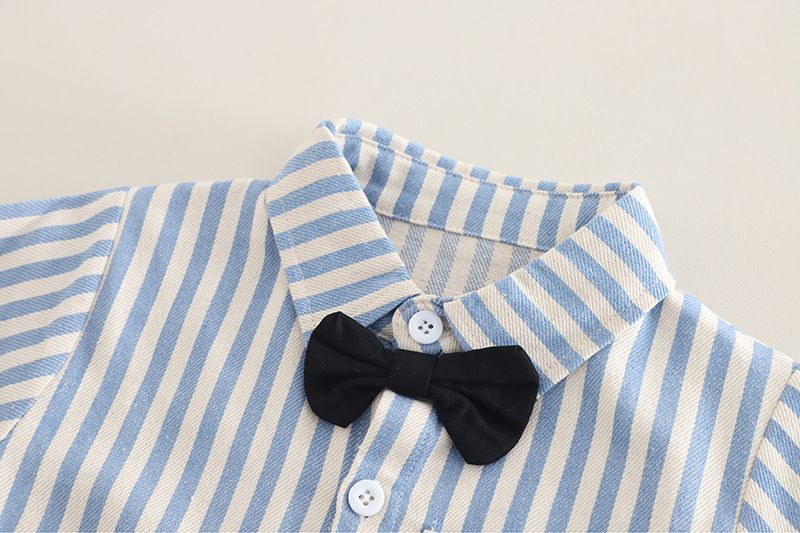Bellissimo set primaverile per bambini, vestito da spettacolo con camicia a righe verticali e spalline, per bambini di età compresa tra 1 e 2 anni_voghion.com