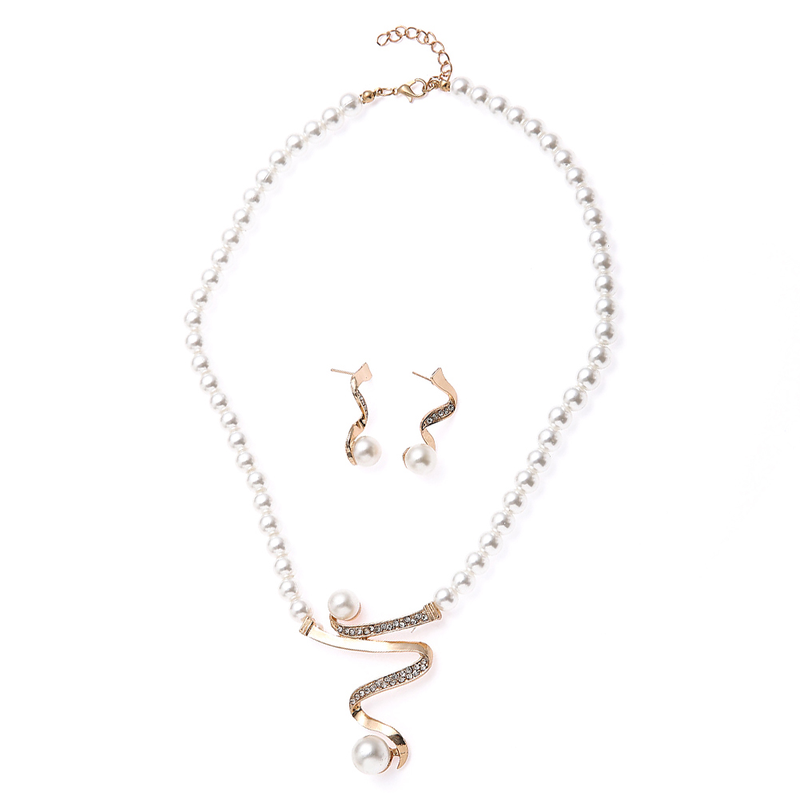 Qianbihe Ensemble de bijoux de mariage avec collier et boucles d'oreilles à tige en perles et strass_voghion.com