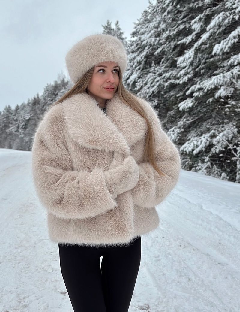 Luxuriöser Kunstfuchspelzmantel, modische Winterjacke für Damen mit übergroßem Revers – weicher und flauschiger Kunstpelzmantel, eleganter Pendlerstil, Beige_voghion.com
