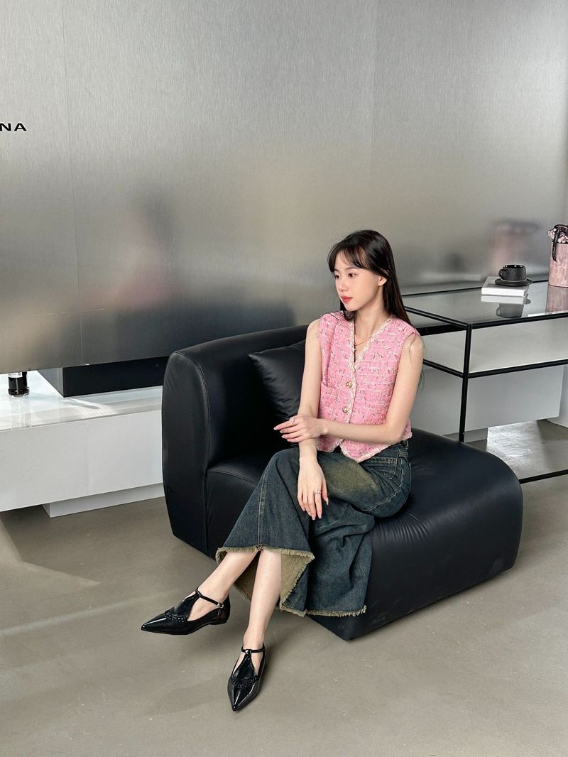 Primavera/Estate 2024 Nuove scarpe basse con punta cava, a forma di T, con superficie intrecciata, con fondo morbido e tacco piatto da donna_voghion.com