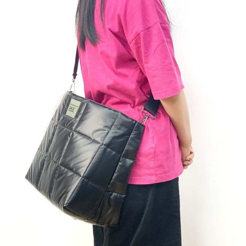 New Fashion Soft Women's Shopping Handheld Down Bag Space Cotton Interlining Waterproof Handbag_voghion.com