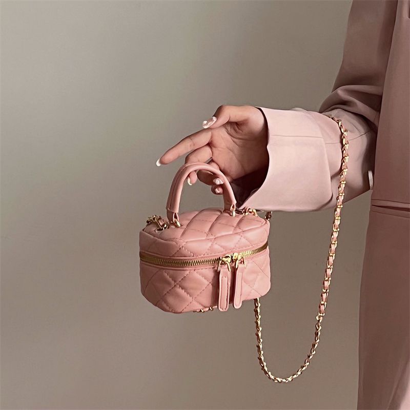 Xiaoxiangfeng Moda Donna 2024 Nuova Catena Portatile Versatile Mini Borsa a Tracolla con Bocca a Spalla Rossa_voghion.com